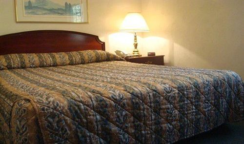 Affordable Suites Charlottesville Eksteriør billede