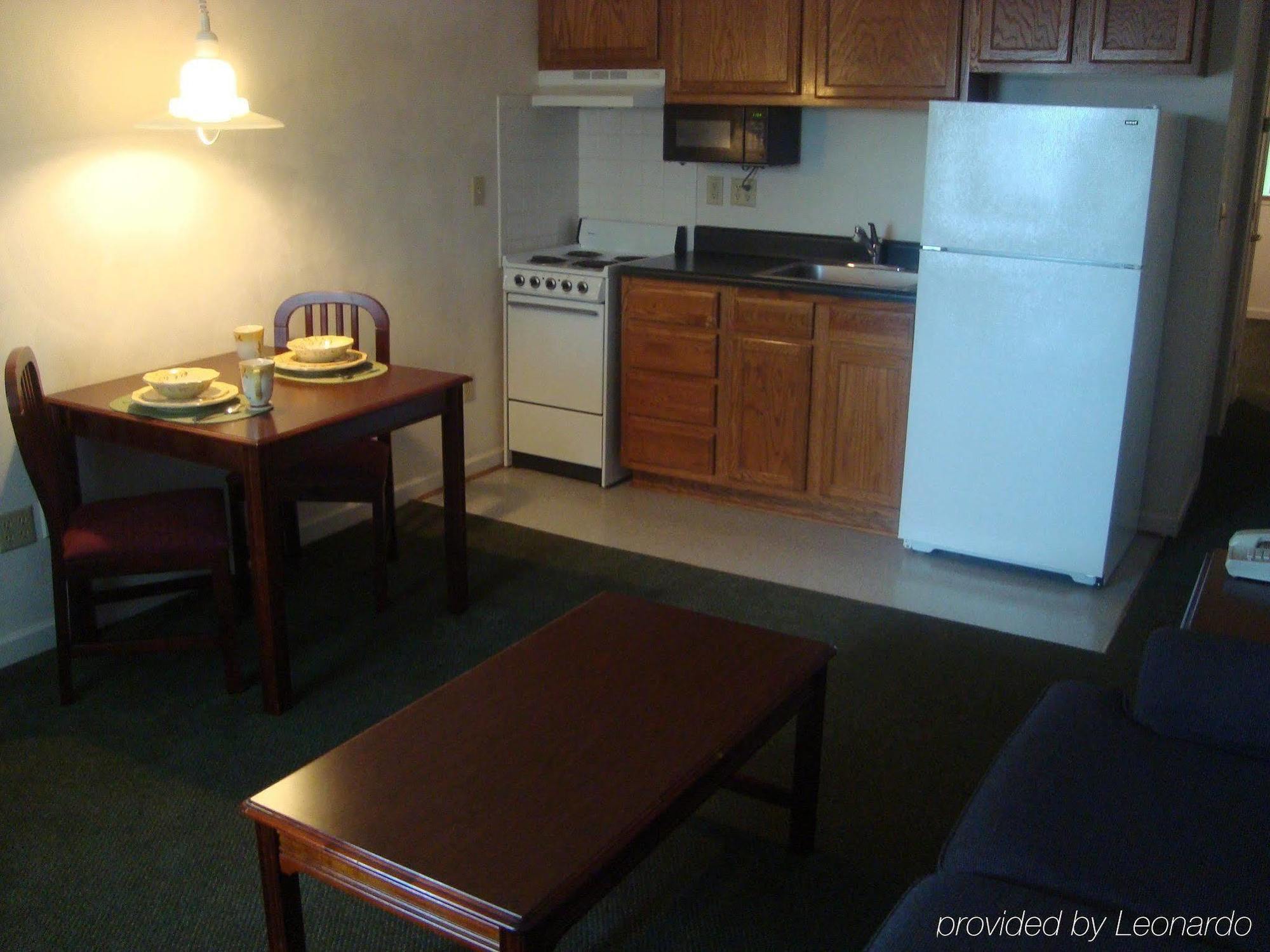 Affordable Suites Charlottesville Værelse billede